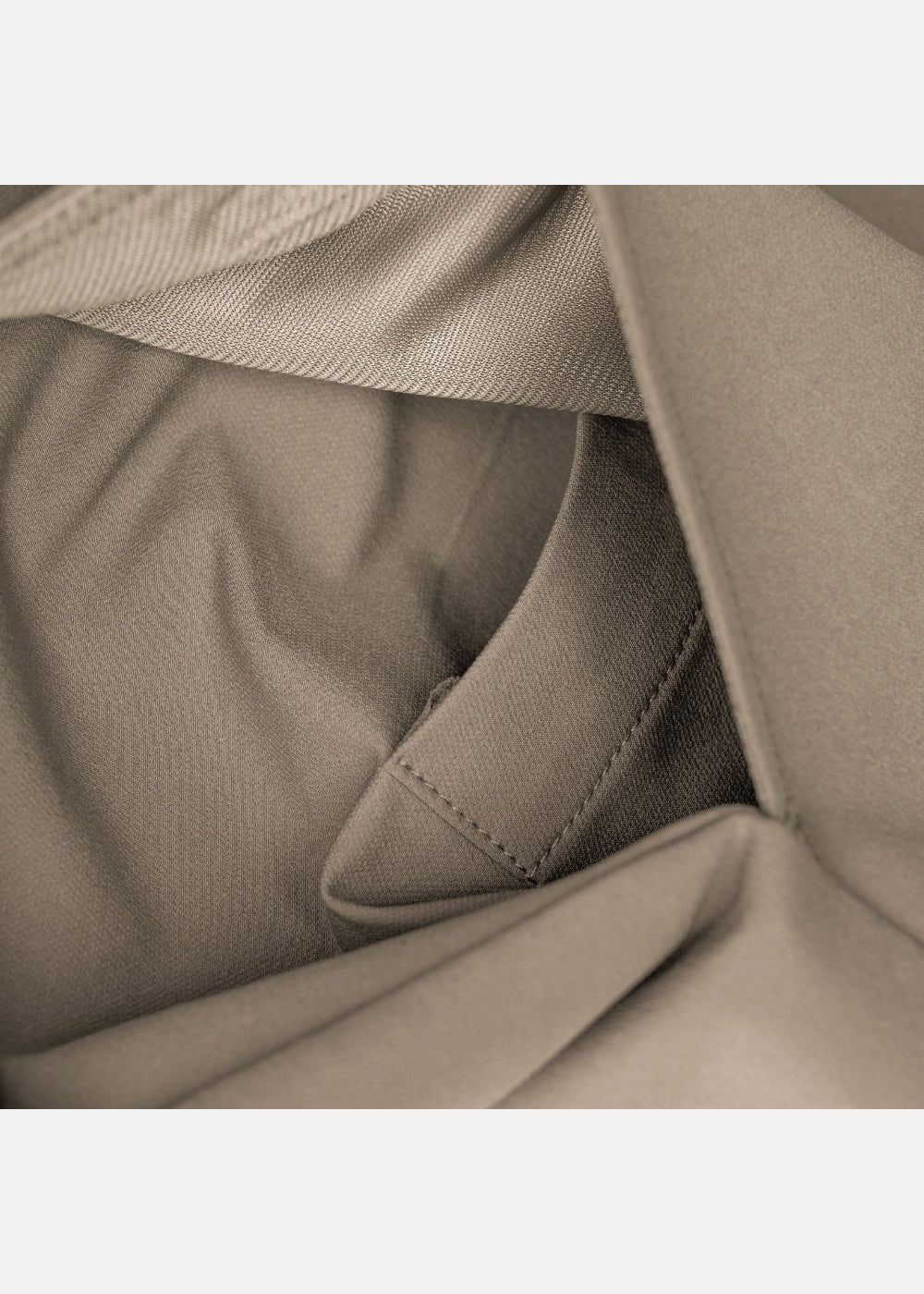 Quần Jogger Dù Co Giãn Mềm Mịn The Minimalist 003 Nâu Nhạt