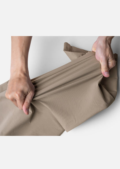 Quần Jogger Dù Co Giãn Mềm Mịn The Minimalist 003 Nâu Nhạt