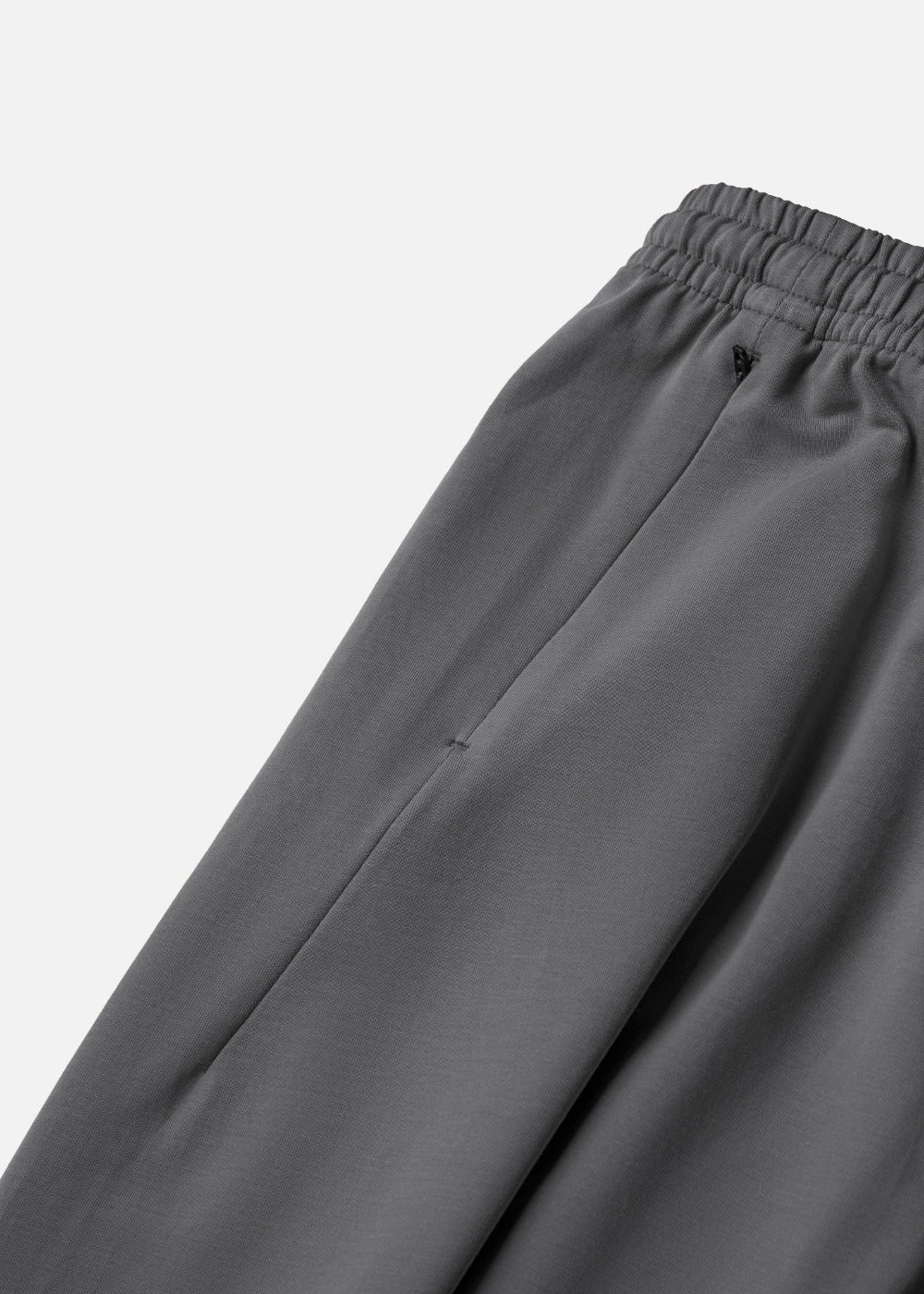 Quần Short Thun Mềm Mịn Mát The Minimalist 012 Xám Đậm