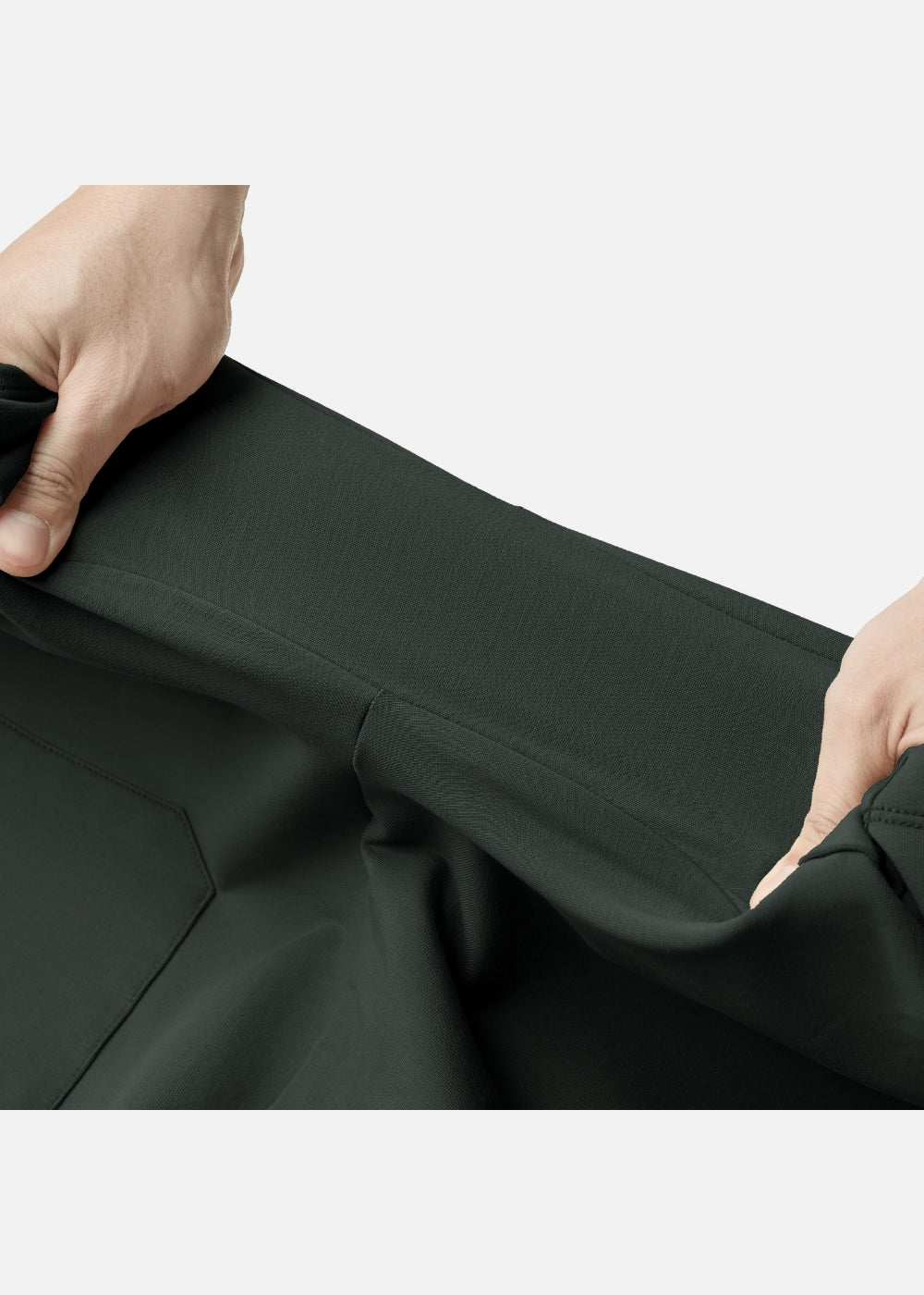 Quần Short Thun Mềm Mịn Mát The Minimalist 012 Xanh Lá Đậm