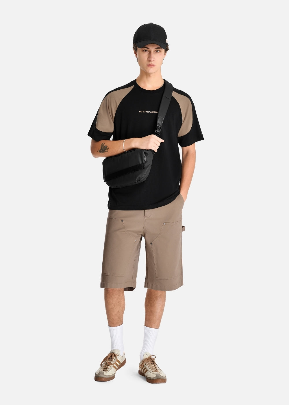 Áo Thun Raglan Cotton Phối Màu The No Style 105 Đen Nâu