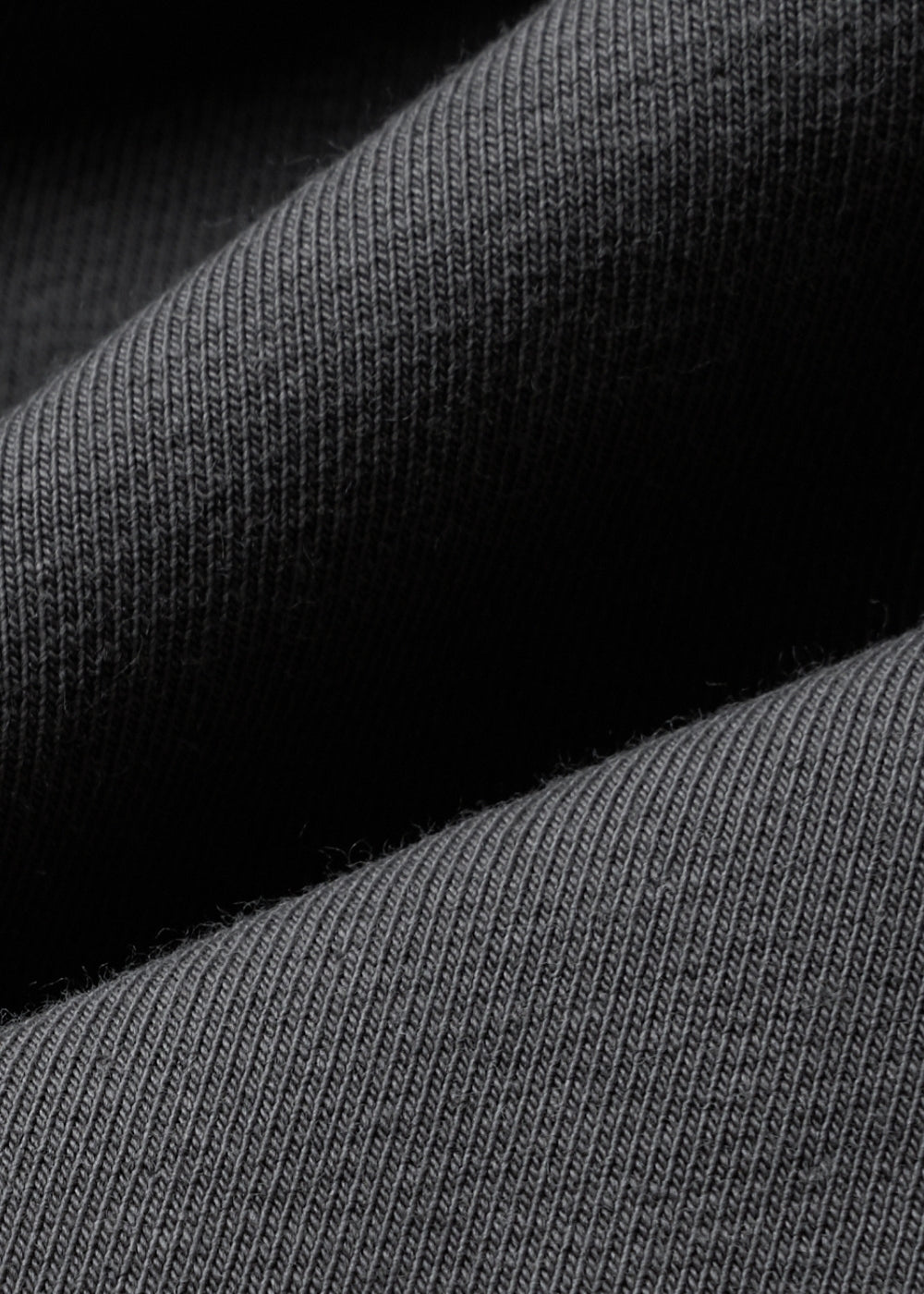 Áo Thun Boxy Raglan Hack Dáng CloudTouch™ In Nổi 3D The No Style 204 Xám Đậm