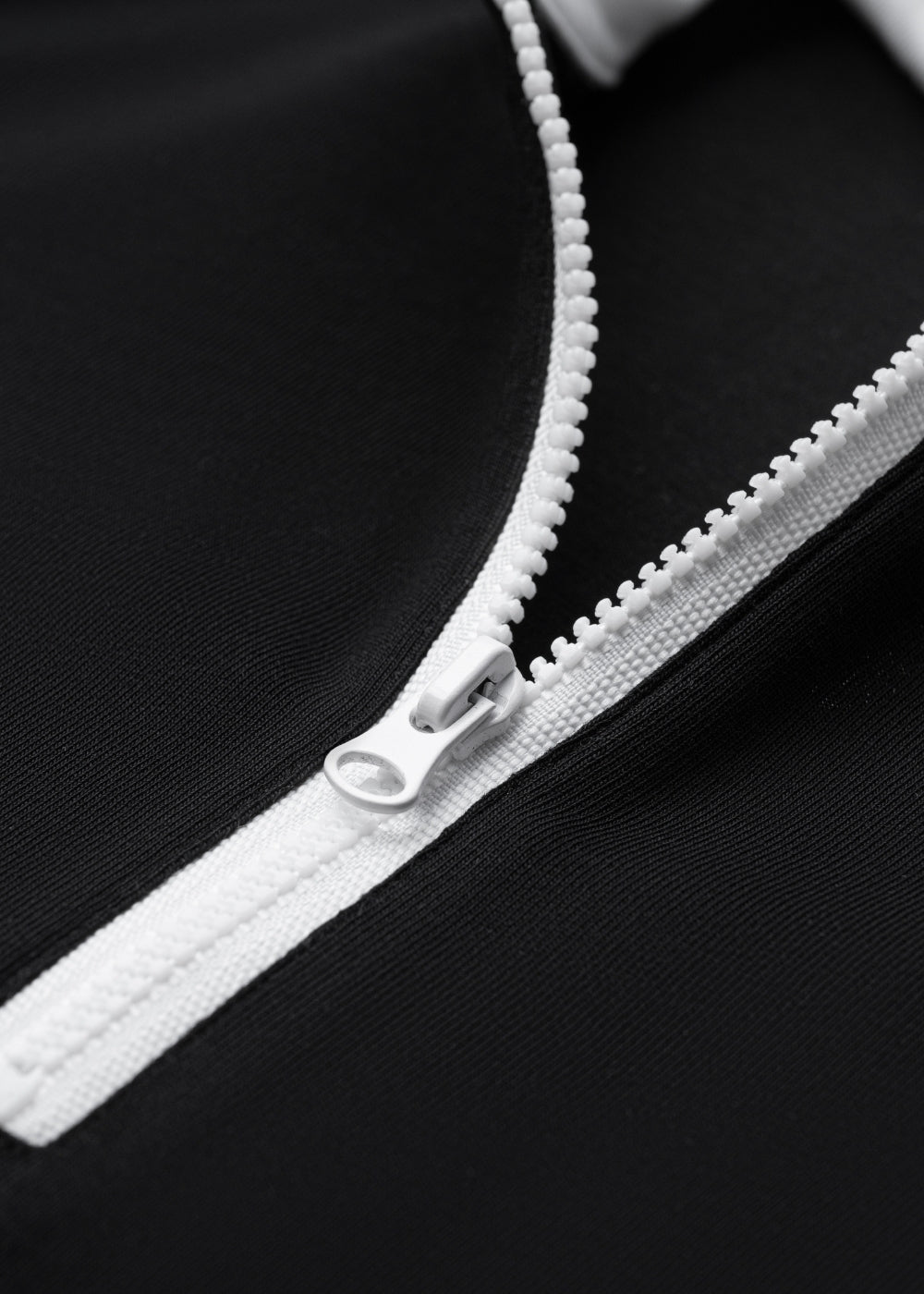 Áo Polo Raglan Mát Mềm Mại The No Style 240 Đen Trắng