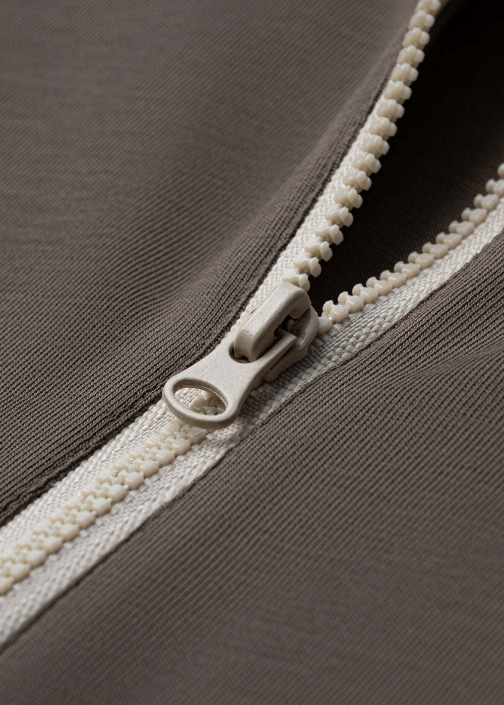 Áo Polo Raglan Mát Mềm Mại The No Style 240 Nâu Be