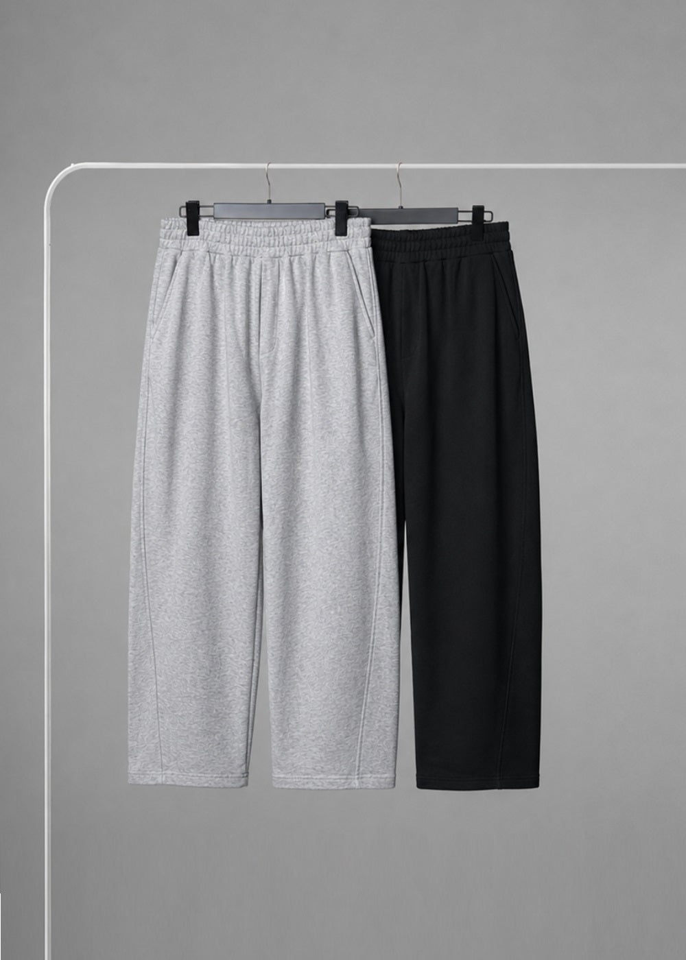 Quần Easy Pant Baggy Fit CloudTouch™ Mềm Mại Ống Cong Thoải Mái The No Style 25 Màu Đen Dáng Hộp F5