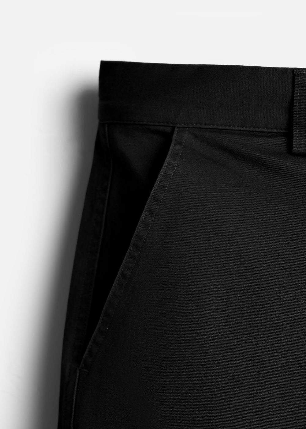 Quần Short Kaki Bền Co Giãn The Weekend 030 Đen