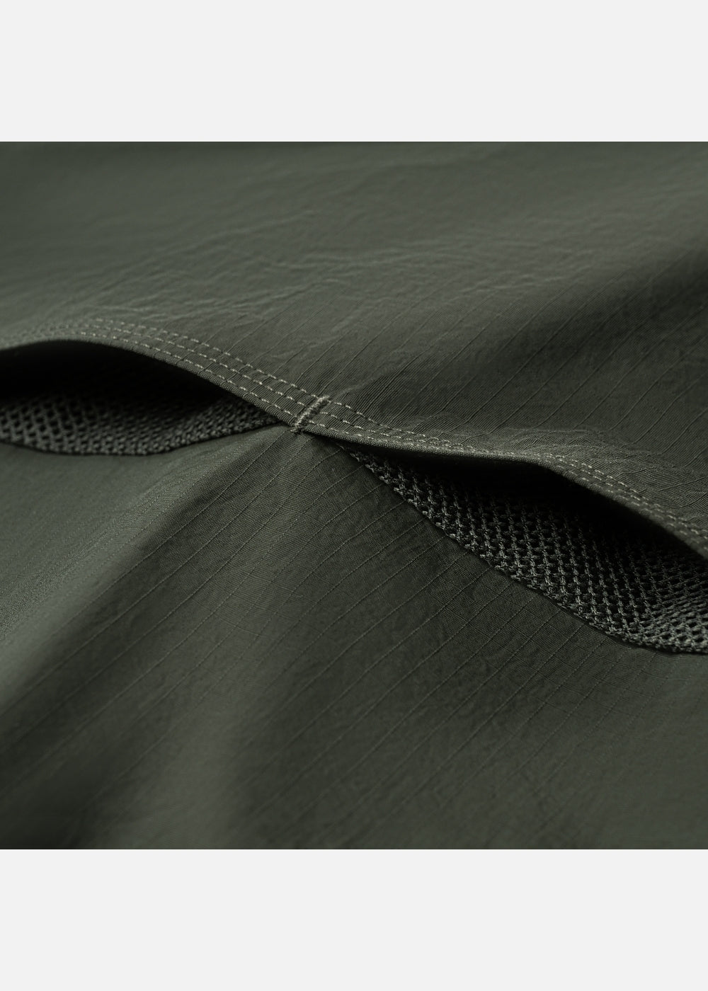 Áo Sơ Mi Tay Ngắn Smart Trượt Nước Thoát Khí The Worker 007 Xanh Lá Đậm