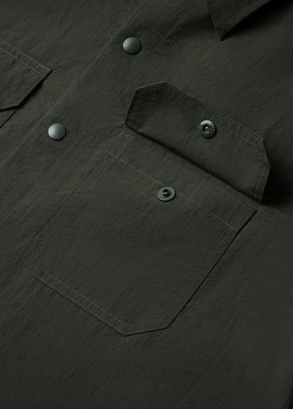 Áo Sơ Mi Tay Ngắn Smart Trượt Nước Thoát Khí The Worker 007 Xanh Lá Đậm