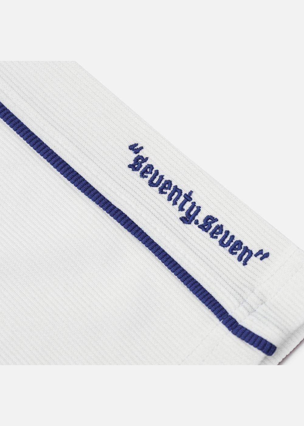 Áo Thun Cổ Tròn Tay Ngắn Áo Thun Seventy Seven 44 Trắng