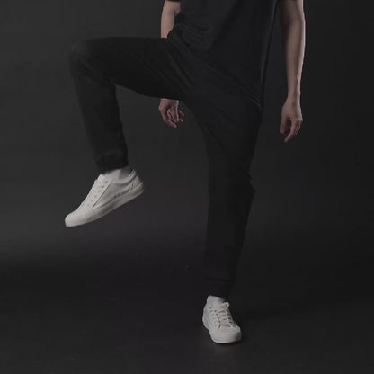 Quần Jeans Lưng Thun ColorLock™ Bo Ống Giữ Màu Đen Sâu Lâu Bạc Màu Tek Black Jean 005 Màu Đen Dáng Vừa Vặn F3