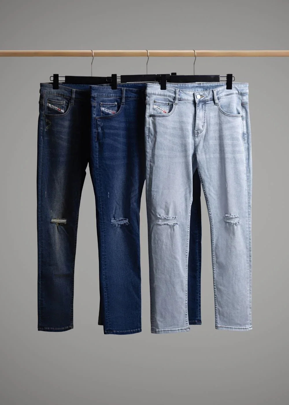 Quần Jeans Slimfit Rách Gối Co Giãn The Original M052 Xanh Dương Nhạt - YaMe.vn