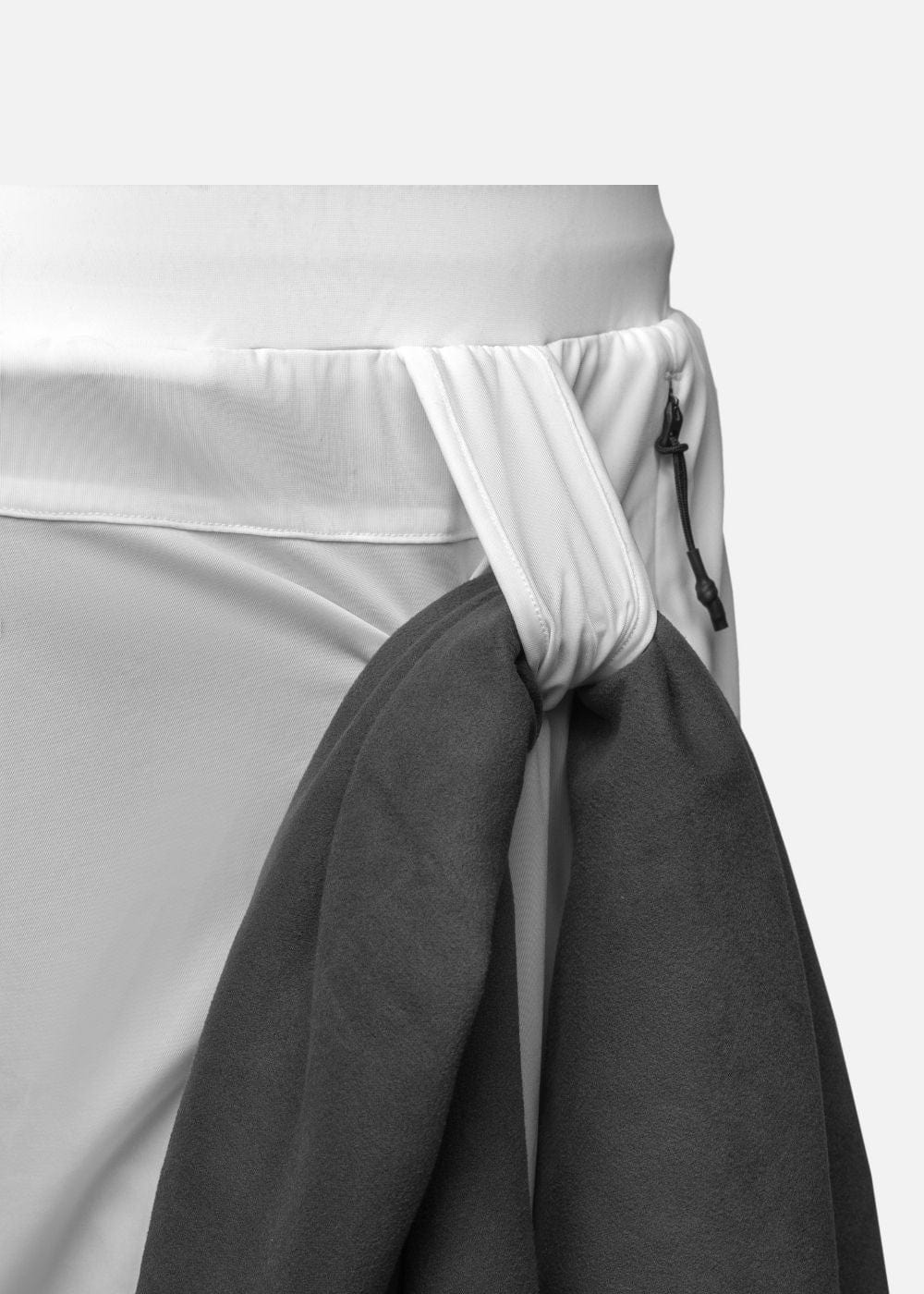 Quần Short Dù Quần short thể thao (Athletic shorts) The Trainer 013 Trắng